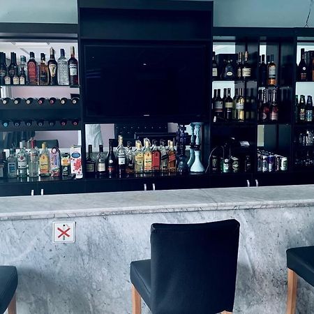 Msquare Hotel Gra Икеджа Екстериор снимка