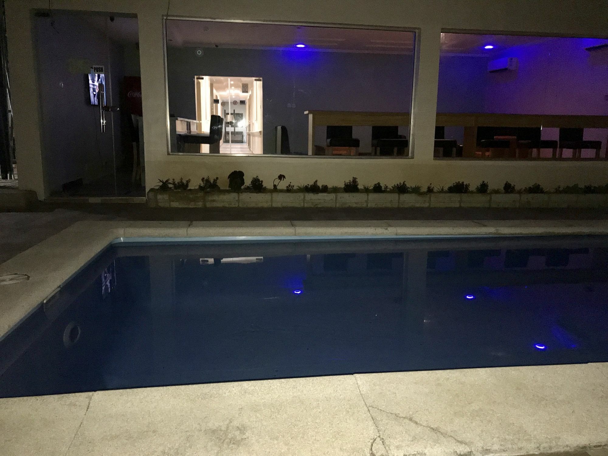 Msquare Hotel Gra Икеджа Екстериор снимка